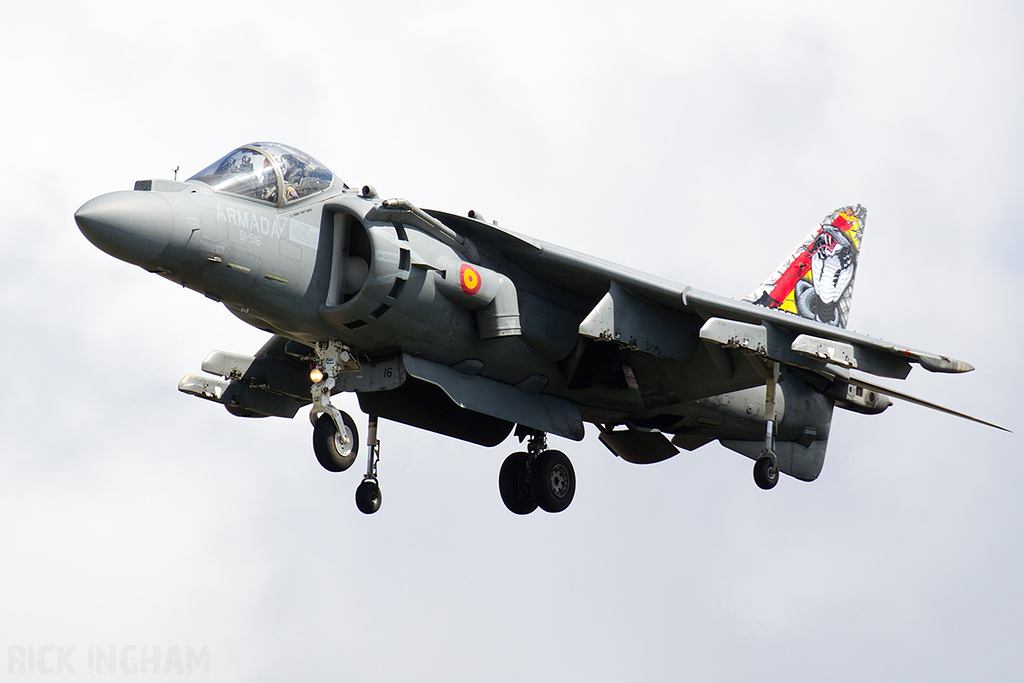 McDonnell Douglas AV-8B Harrier II - VA.1B-26 / 01-916 - Spanish Navy