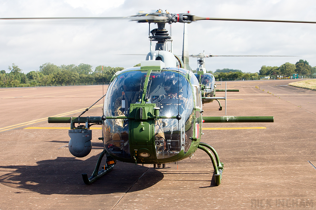 Westland Gazelle AH1 - ZB690 + ZB693 - AAC