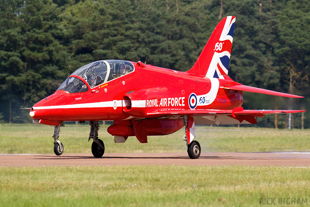 British Aerospace Hawk T1 - XX311 - RAF | The Red Arrows