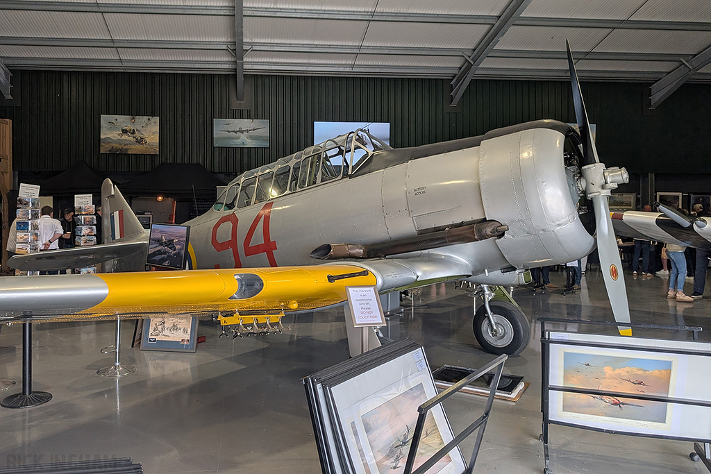 Noorduyn Mk.IIb Harvard - FE695 (G-BTXI) - RAF