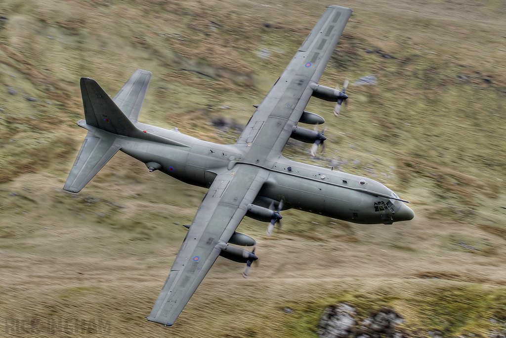 Lockheed C-130K Hercules C3A - XV304 - RAF