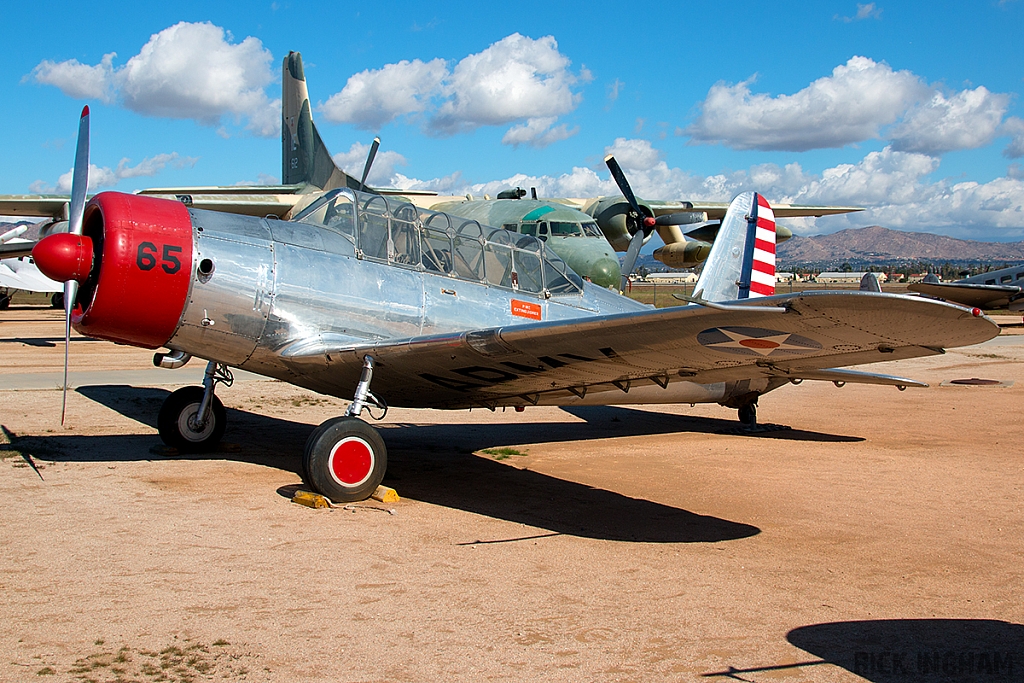 Vultee BT-13A Valiant - 41-21487 - US Army