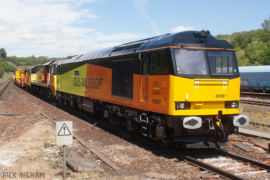 Class 60 - 60087 - Colas Rail
