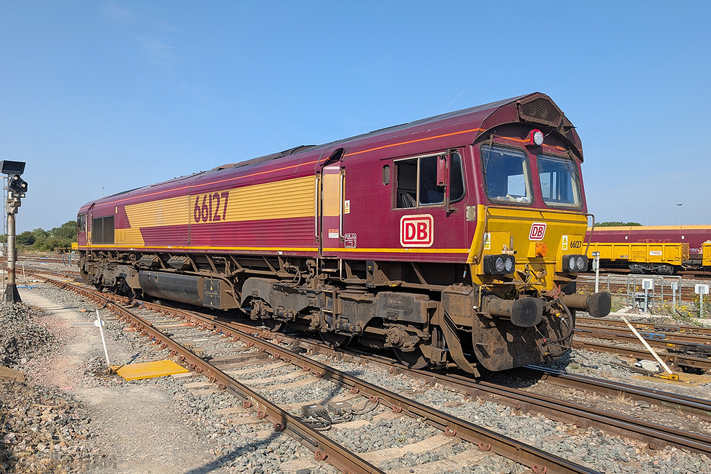 Class 66 - 66127 - DB Cargo