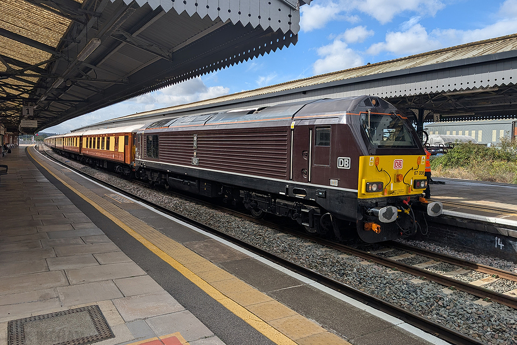 Class 66 - 67006 - DB Cargo