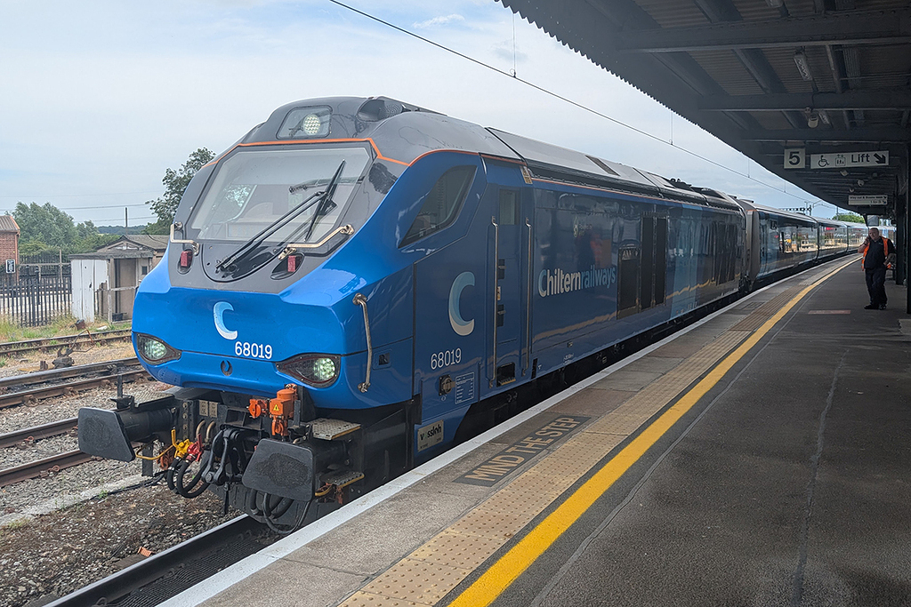 Class 68 - 68019 - Chiltern Railways