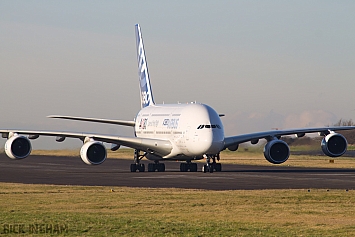 Airbus A380 - F-WWDD - Airbus