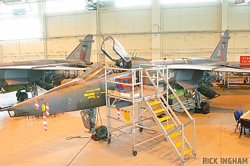 Sepecat Jaguar GR1 - XZ370/JB - RAF