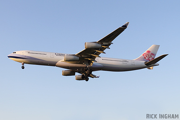 Airbus A340-313 - B-18802 - China Airlines