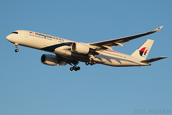 Airbus A350-941 - 9M-MAB - Malaysian Airlines