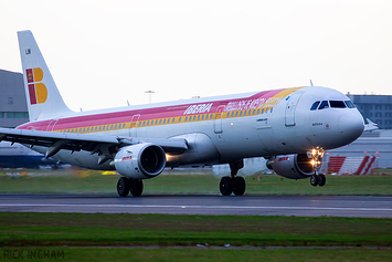 Airbus A321-211 - EC-IJN - Iberia