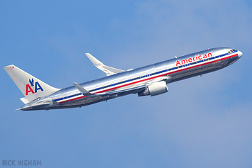 Boeing 767-323ER - N361AA - American Airlines
