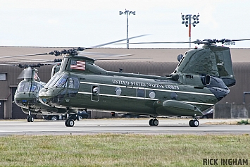 Boeing Vertol CH-46E Sea Knight - 157682/20 - US Marines