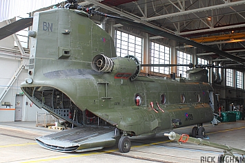 Boeing Chinook HC4 - ZA718/BN - RAF "Bravo November"