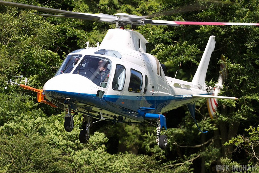 Agusta A109E Power - QQ100 - QinetiQ