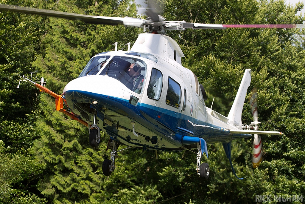 Agusta A109E Power - QQ100 - QinetiQ