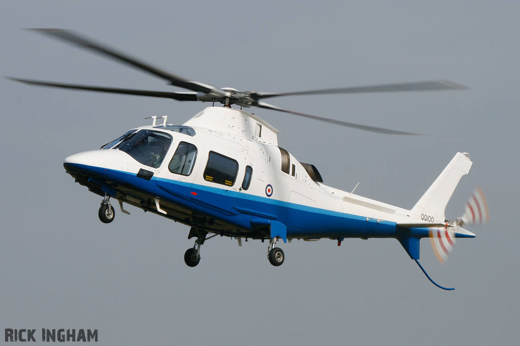 Agusta A109E Power - QQ100 - QinetiQ