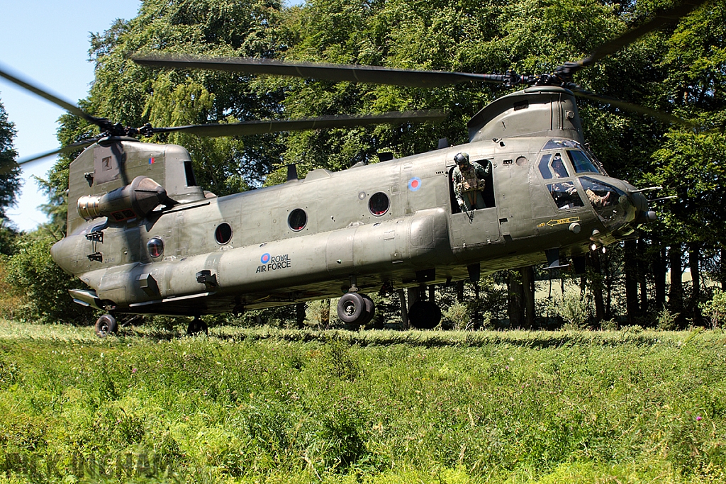 Boeing Chinook HC6A - ZA681 - RAF