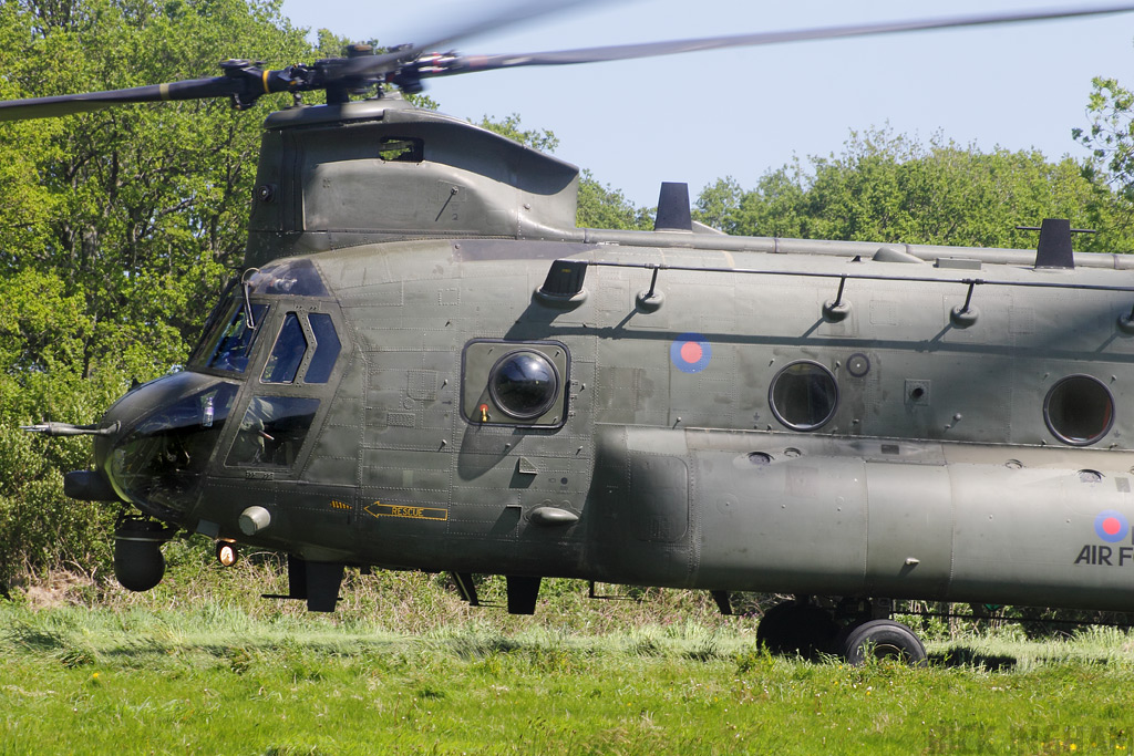 Boeing Chinook HC2 - ZA674/AD - RAF