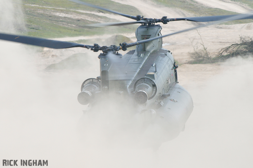 Boeing Chinook HC3 - ZH901 - RAF