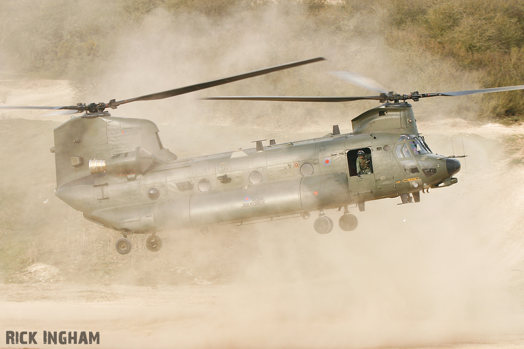 Boeing Chinook HC3 - ZH901 - RAF