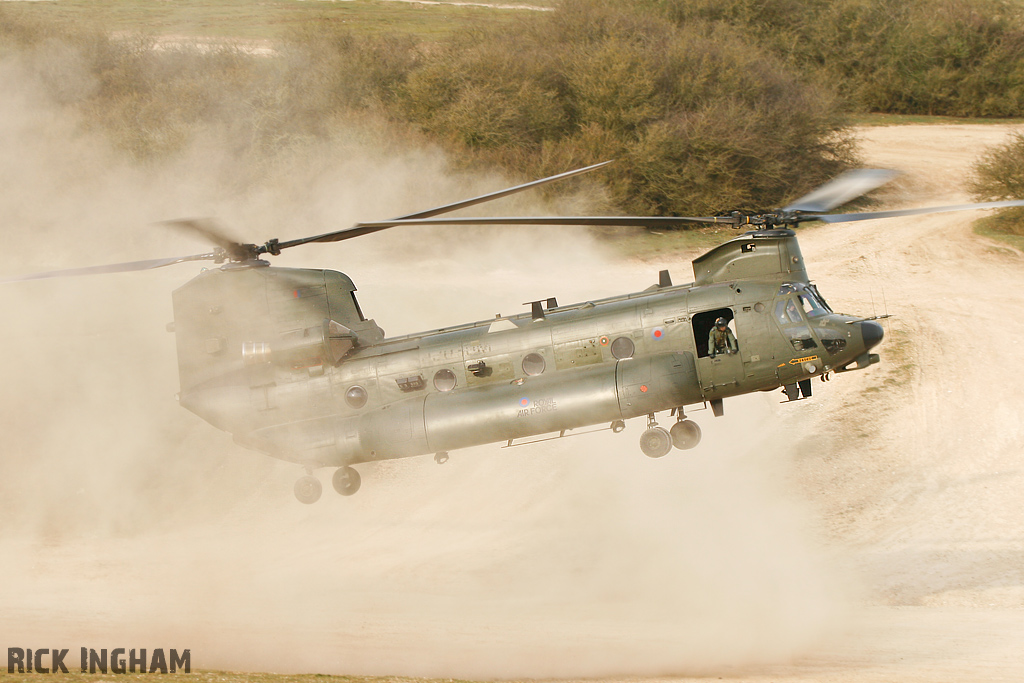 Boeing Chinook HC3 - ZH901 - RAF