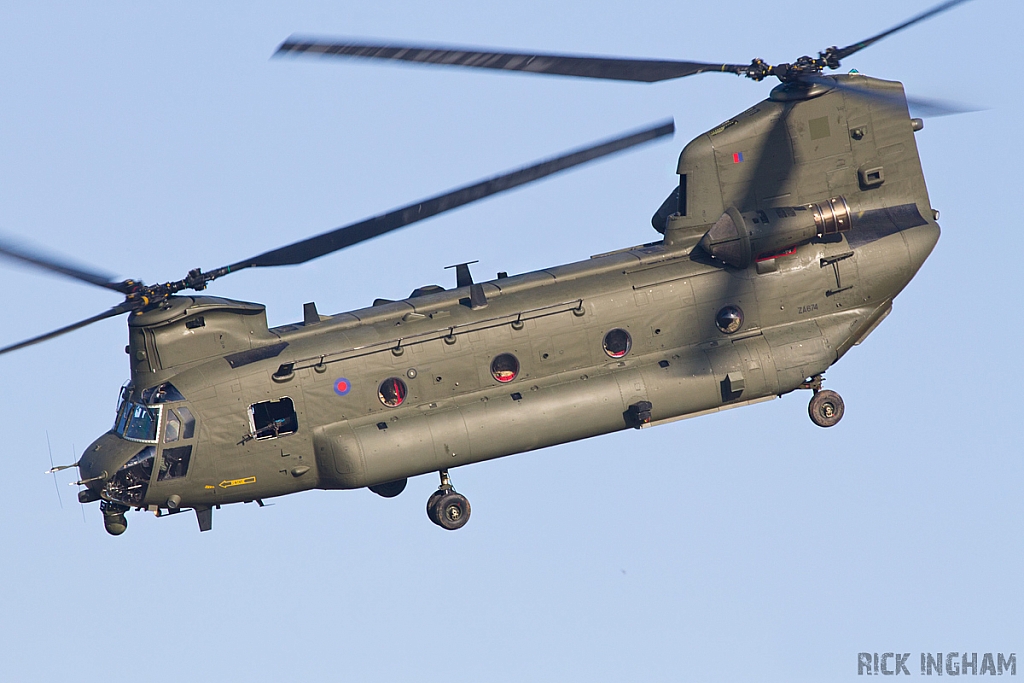 Boeing Chinook HC2 - ZA674 - RAF