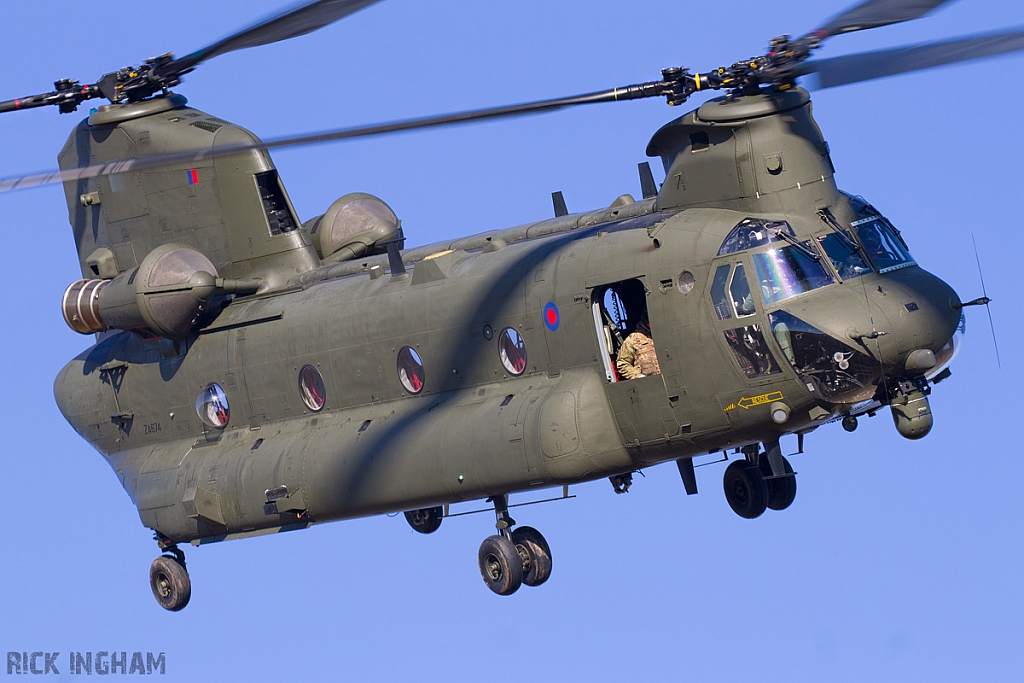 Boeing Chinook HC2 - ZA674 - RAF