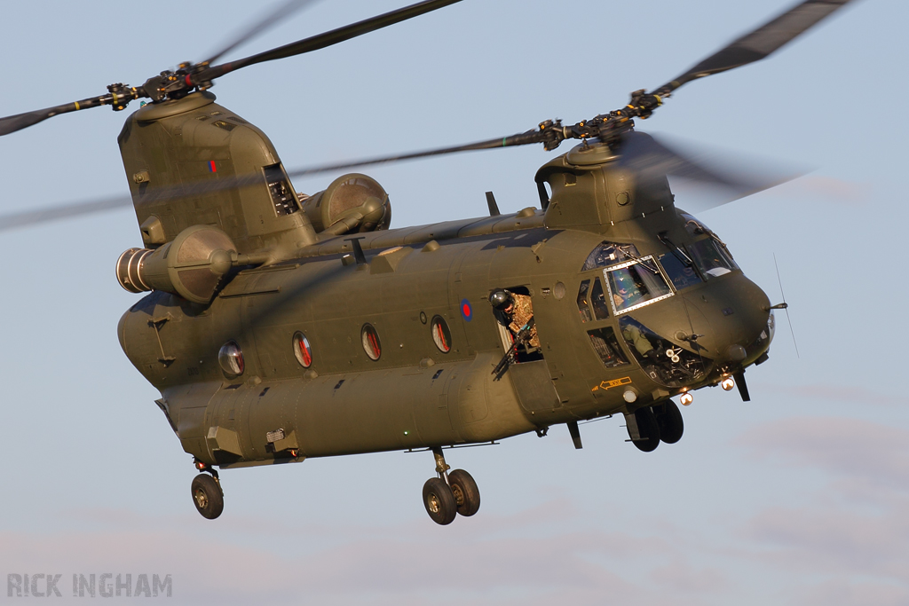 Boeing Chinook HC2 - ZA713 - RAF