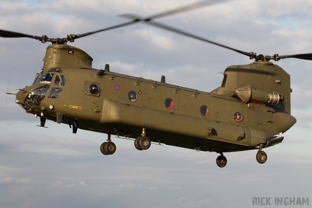 Boeing Chinook HC2 - ZA713 - RAF