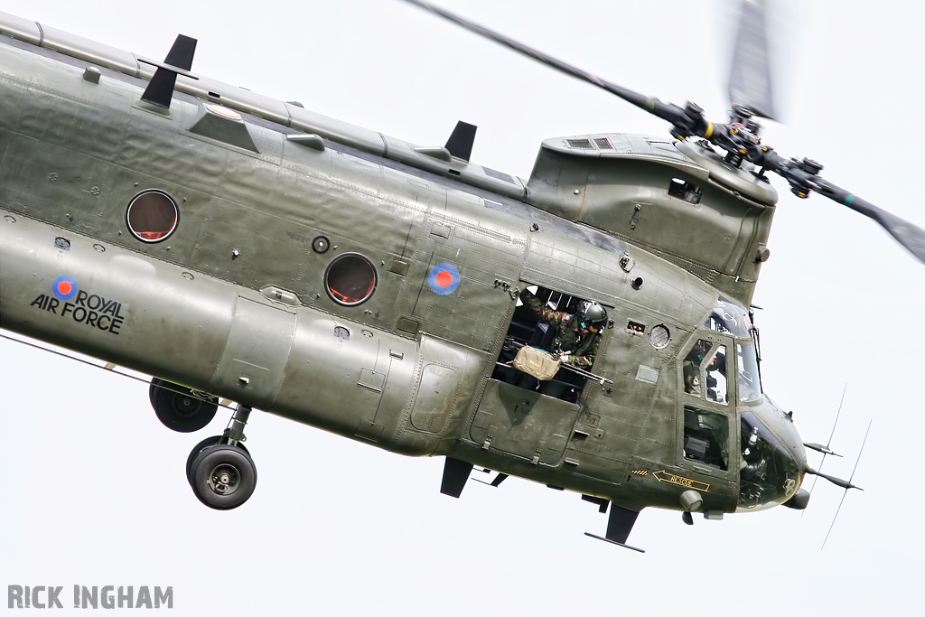 Boeing Chinook HC2 - ZA705/AN - RAF