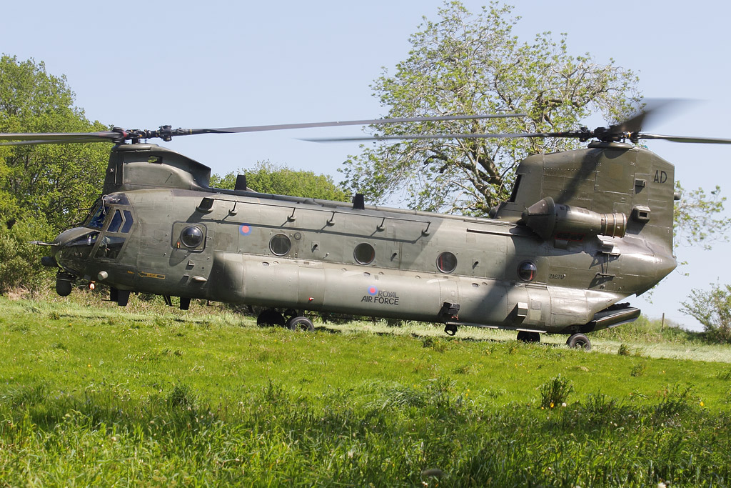 Boeing Chinook HC2 - ZA674/AD - RAF