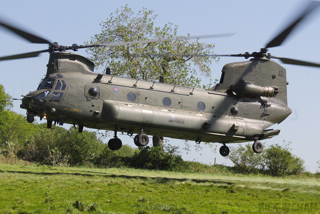 Boeing Chinook HC2 - ZA674/AD - RAF