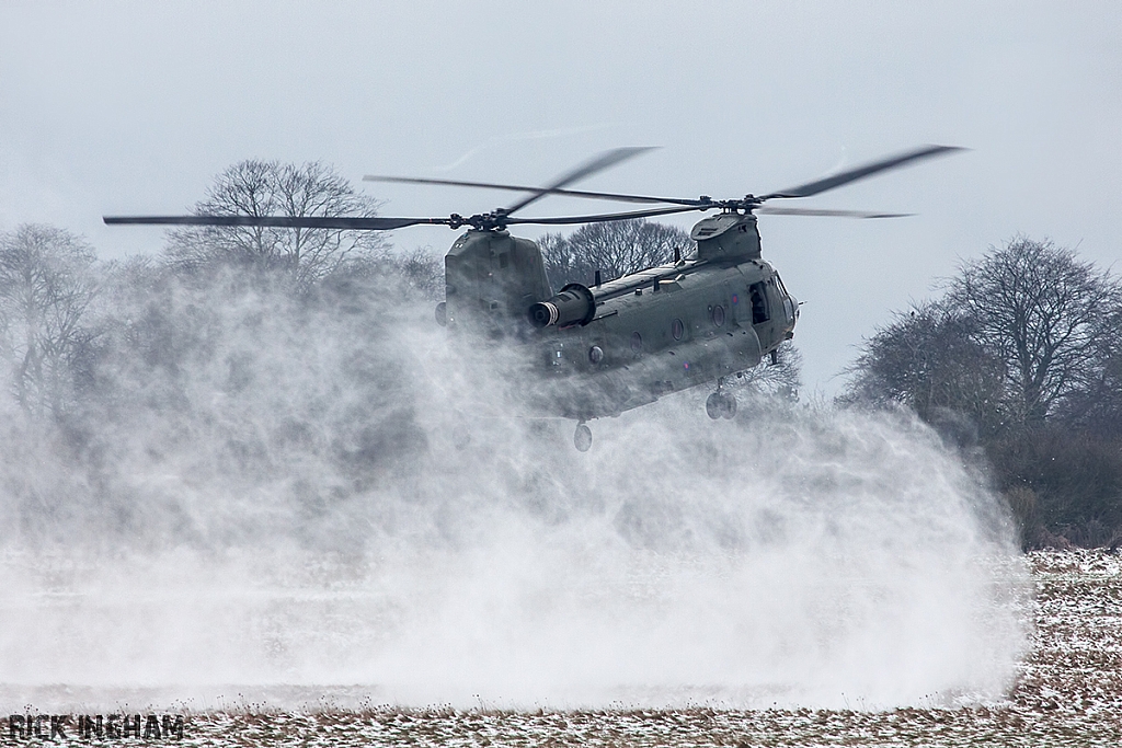 Boeing Chinook HC4 - ZA713 - RAF