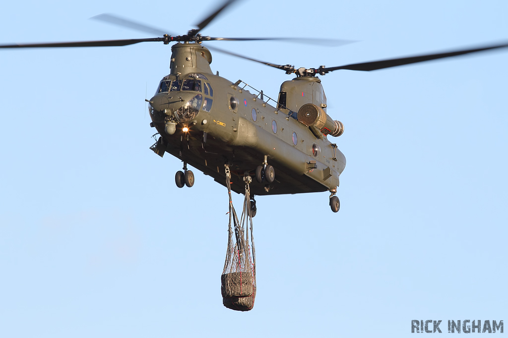 Boeing Chinook HC2A - ZH894 - RAF