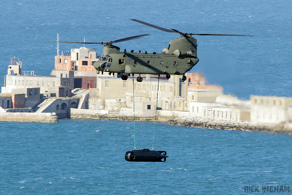 Boeing Chinook HC6 - ZK553 - RAF