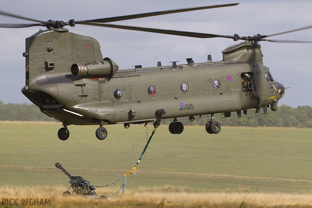 Boeing Chinook HC4 - ZA713 - RAF