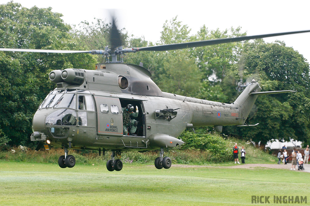 Westland Puma HC1 - XW213 - RAF