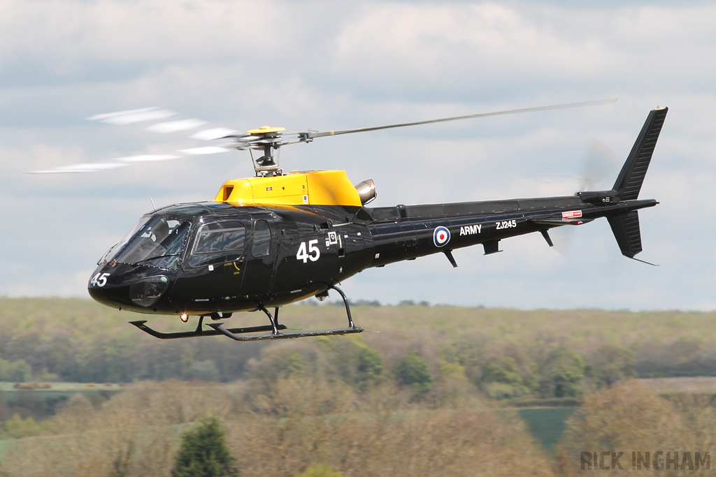 Eurocopter Squirrel HT2 - ZJ245 - AAC