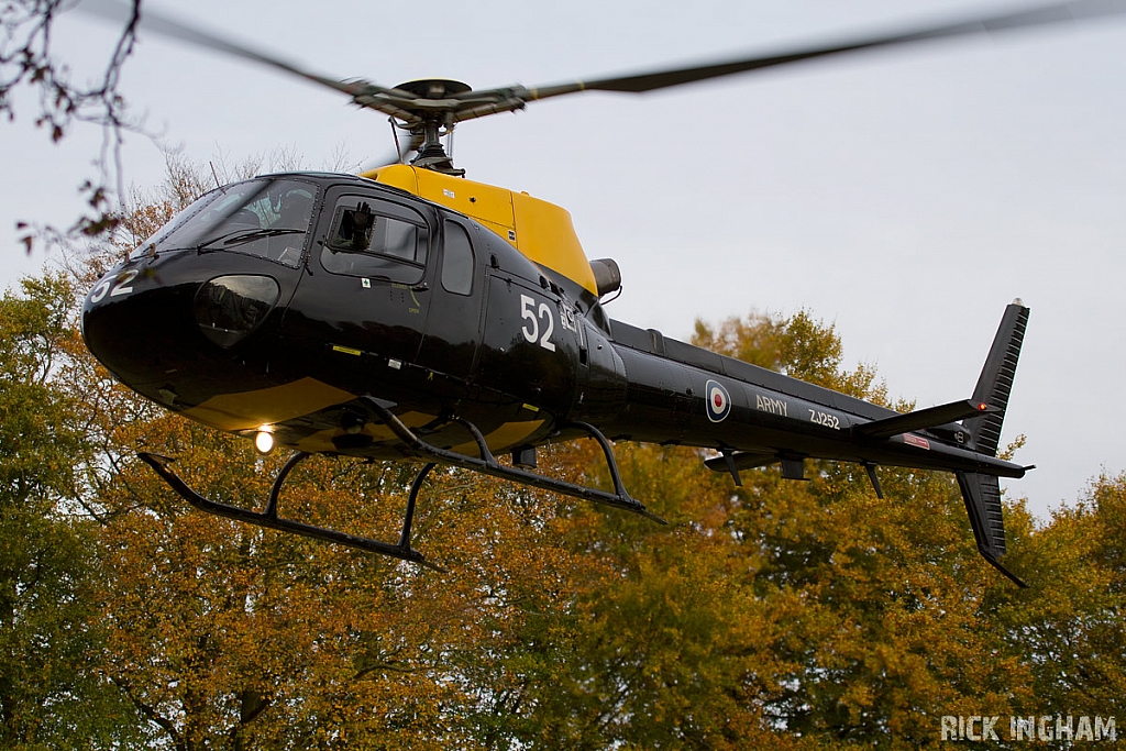 Eurocopter Squirrel HT2 - ZJ252 - AAC