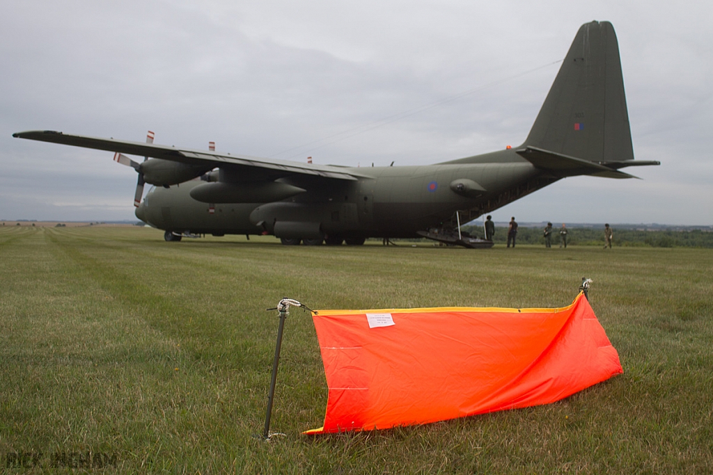 Lockheed C-130K Hercules C3 - XV303 - RAF