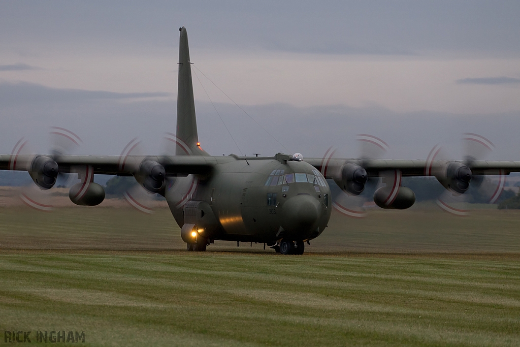 Lockheed C-130K Hercules C3 - XV303 - RAF