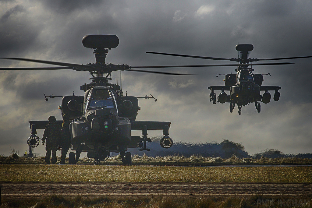 Westland Apache AH1 - ZJ187 + ZJ203 - AAC