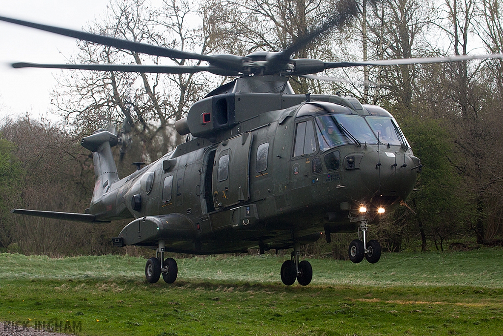 Westland Merlin HC3 - ZJ121/E - RAF