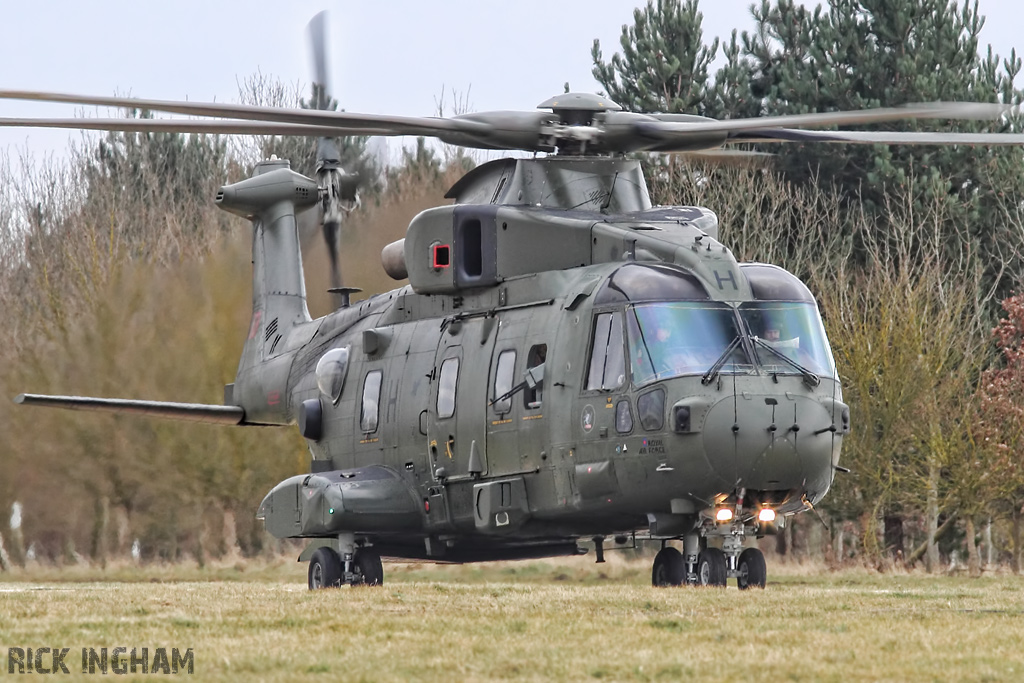 Westland Merlin HC3 - ZJ124/H - RAF