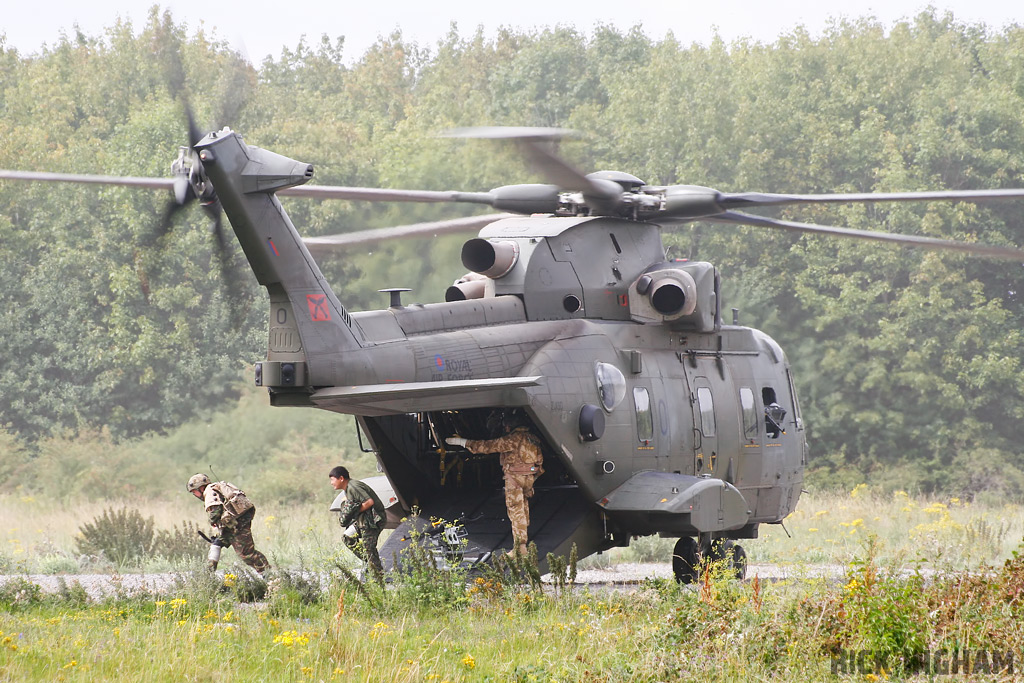 Westland Merlin HC3 - ZJ130/O - RAF