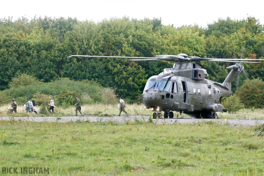 Westland Merlin HC3 - ZJ124/H - RAF