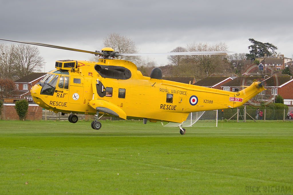 Westland Sea King HAR3 - XZ588/G-SEAK - RAF