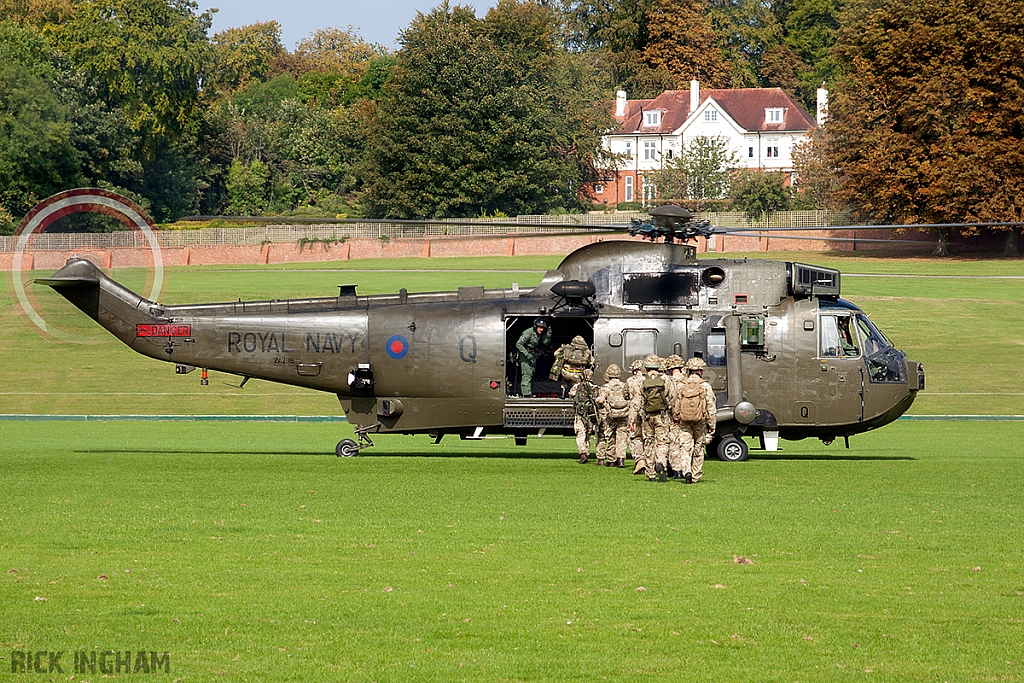 Westland Sea King HC4 - ZA296/Q - Royal Navy