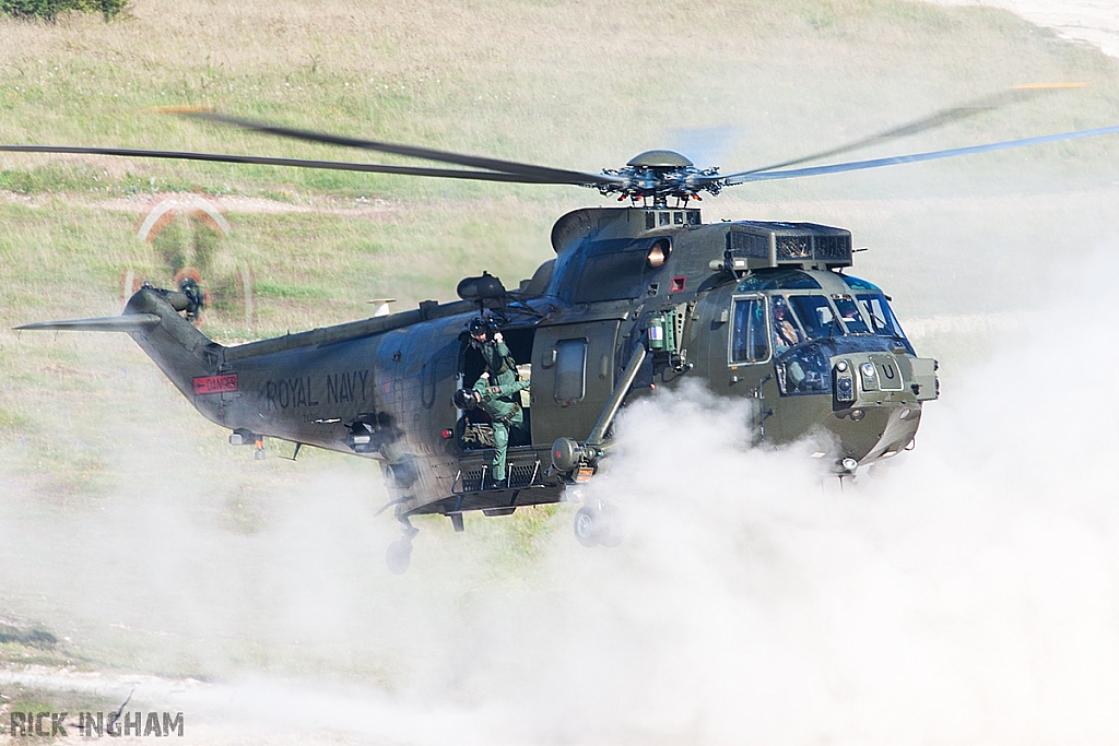 Westland Sea king HC4 - ZA295/U - Royal Navy